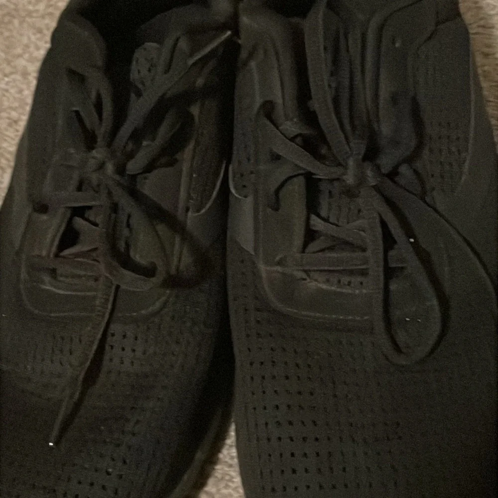 Athletic Works Black Mesh Men's Shoes